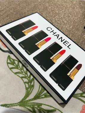 CHANEL Lipstick Set in Red, Pink, Coral & Berry Tones